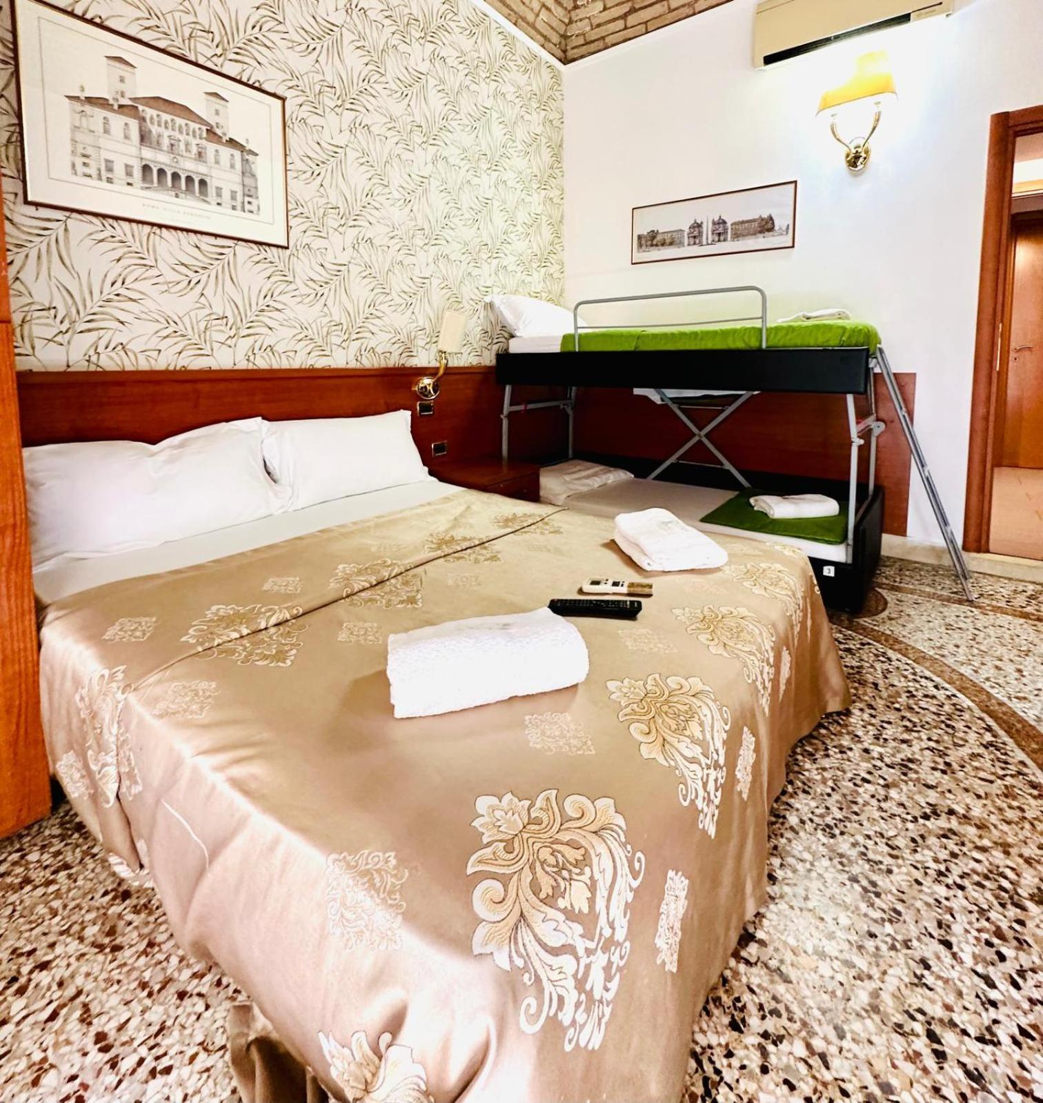 Station Guest house *